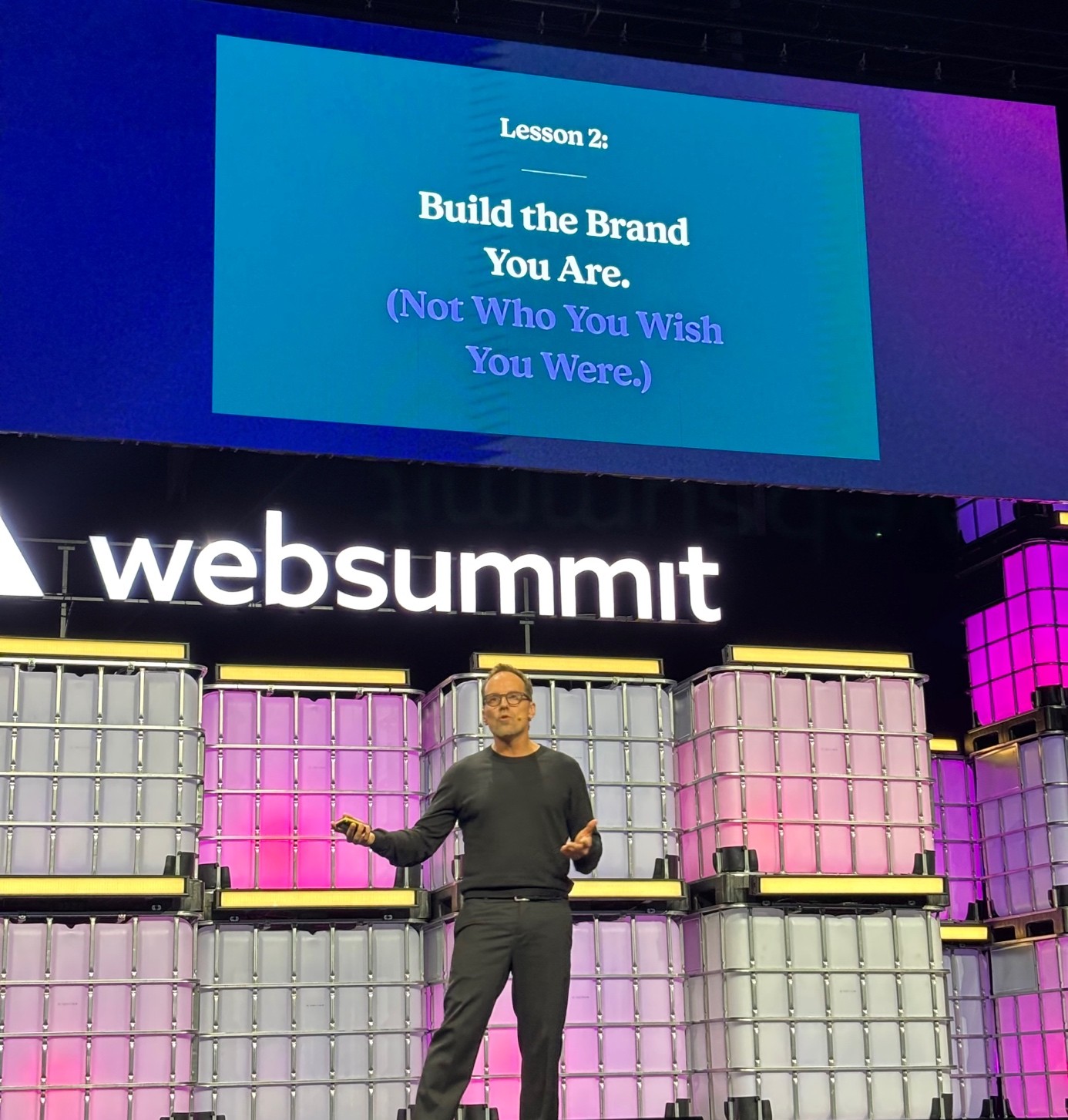 Prelegent na konferencji Web Summit 2025