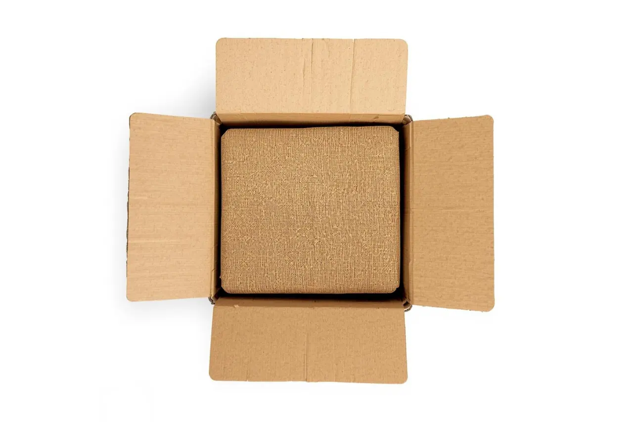 pudełko kartonowe będące symbolem shrinkflacji